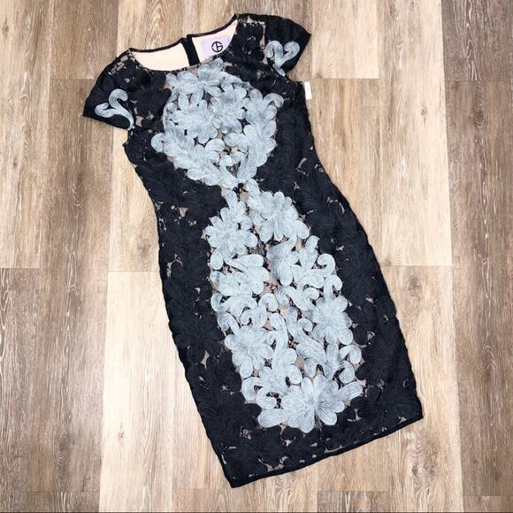 JS Collections Soutache Lace Navy Cocktail Dress 6 NWOT - Picture 2 of 11